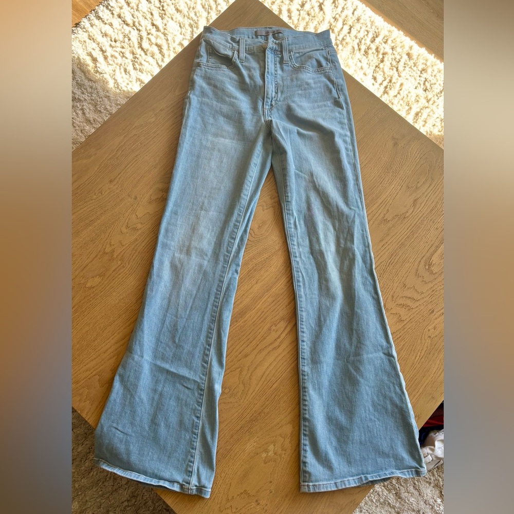 Women's Light Blue Jeans